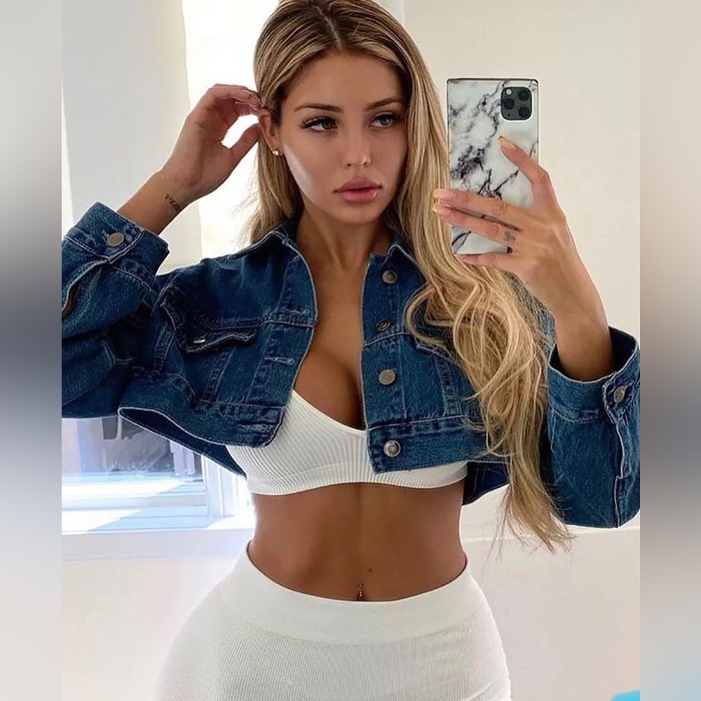 Super cropped denim jacket